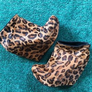 rachel roy leopard pony-haired booties